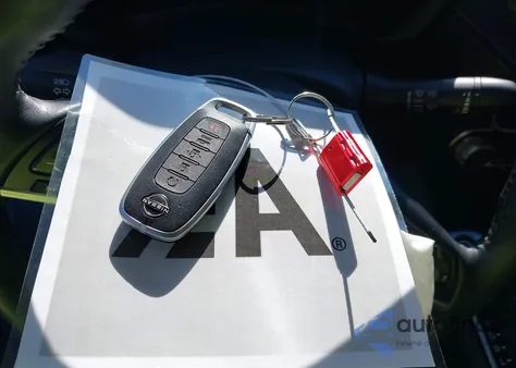 2024 Nissan Sentra Sv Xtronic Cvt z USA, uszkodzony, nr VIN 3N1AB8CV0RY282148